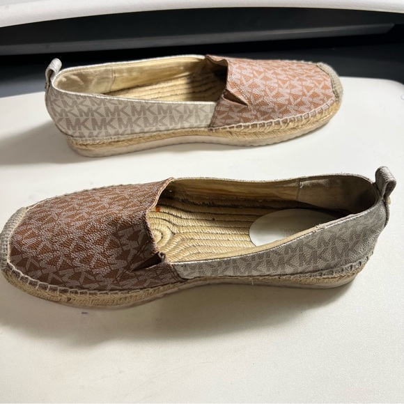 Michael Kors Lenny logo slip on Espadrille Shoes - Picture 4 of 8